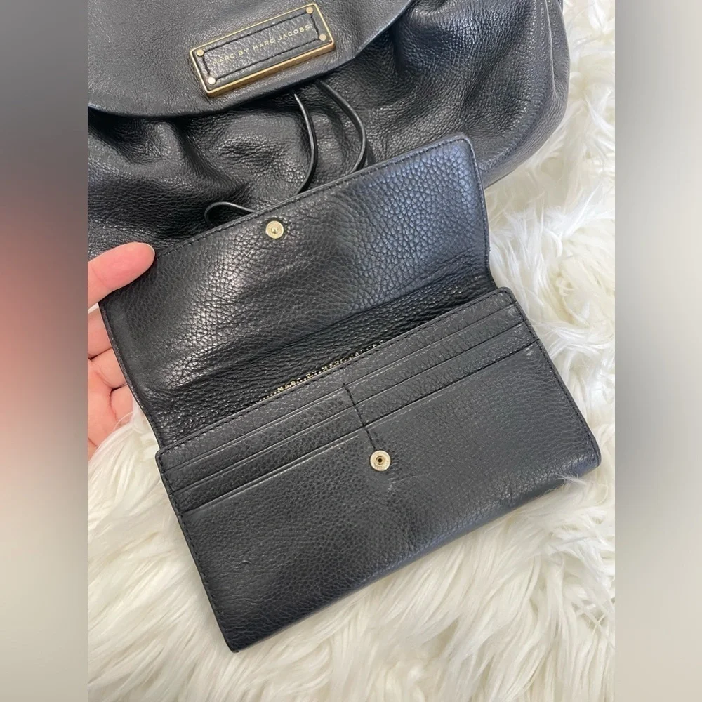 Marc By Marc Jacobs leather backpag and wallet balck